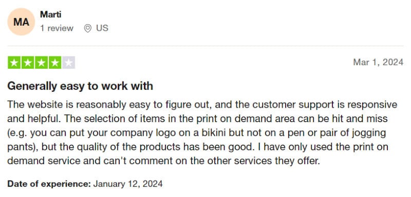 A four-star Sellfy review from someone who uses the print-on-demand services. 